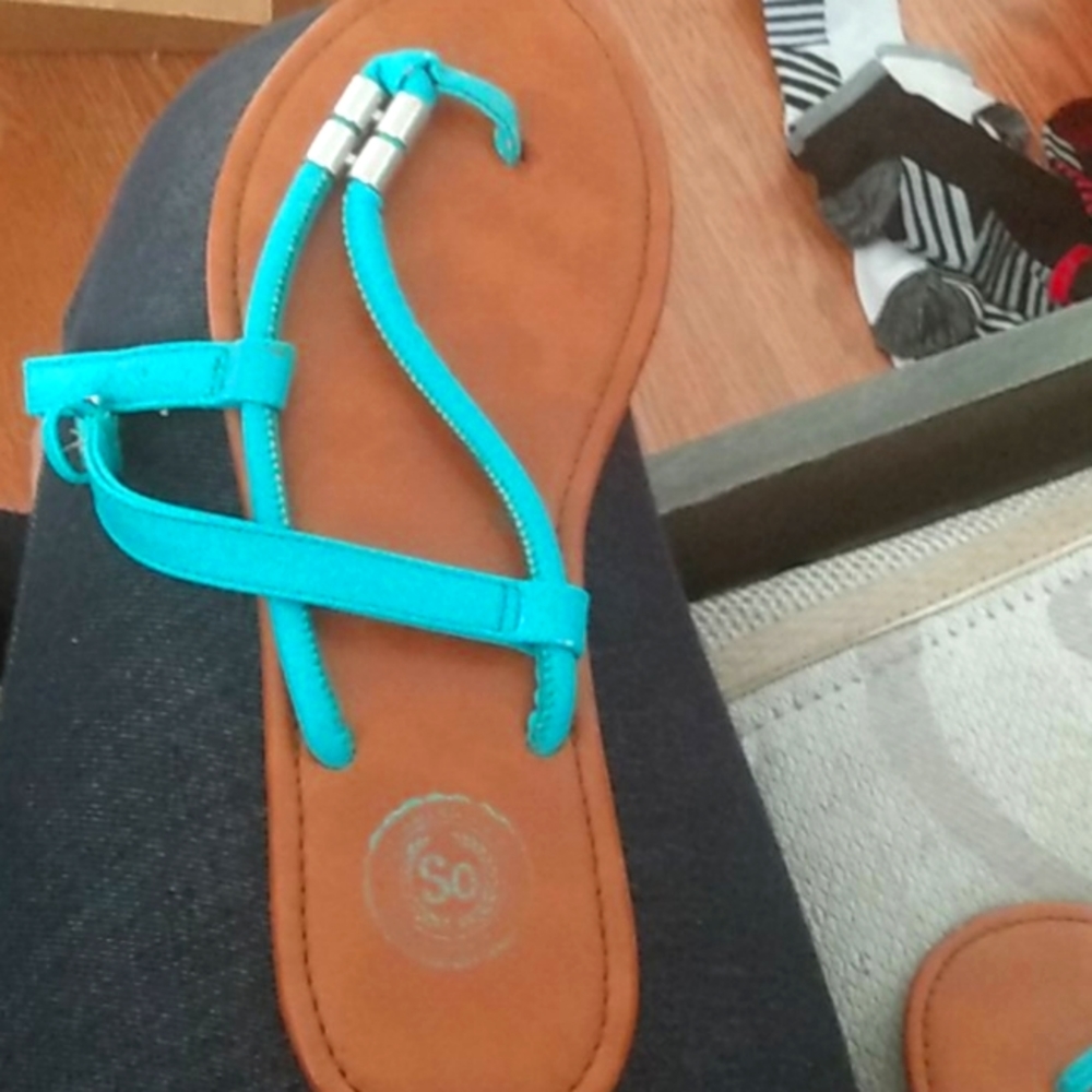 Sandles